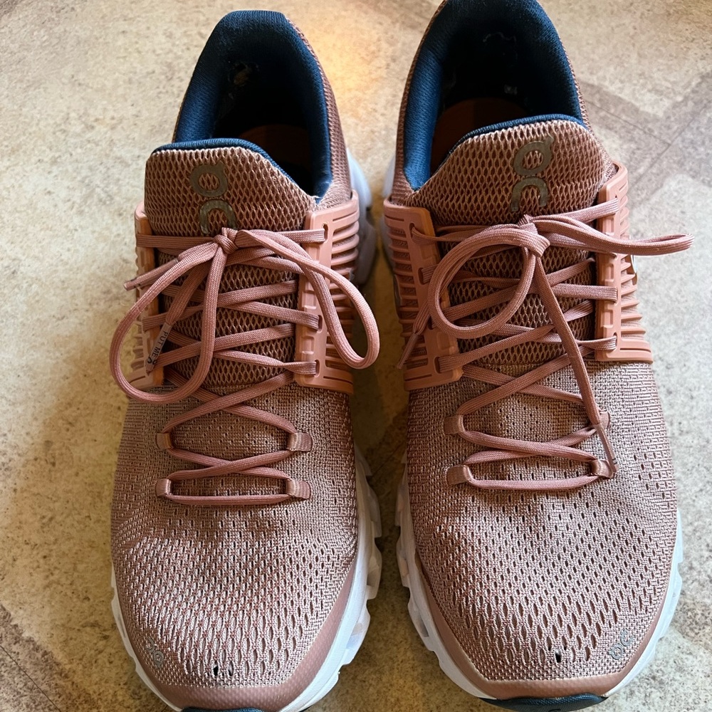 Women’s On cloud shoes